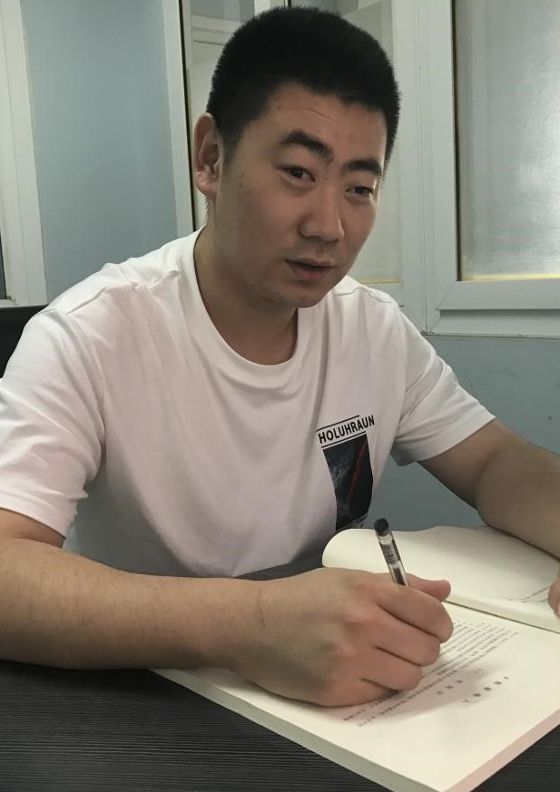 刘源源